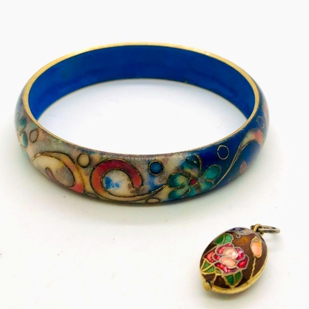 Vintage Unique Bracelet & Tiny Cloisonné Pendant